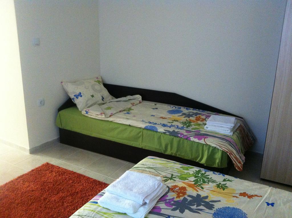 Guest House Nadezhda Hisarya Chambre photo