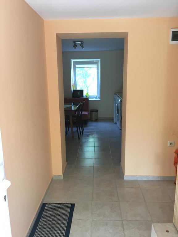 Guest House Nadezhda Hisarya Extérieur photo